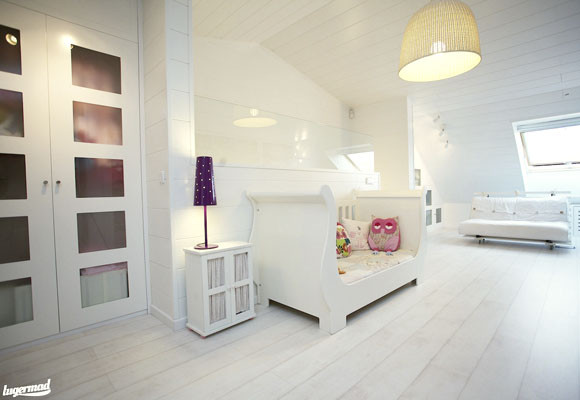 Cuarto de juegos en la buhardilla 