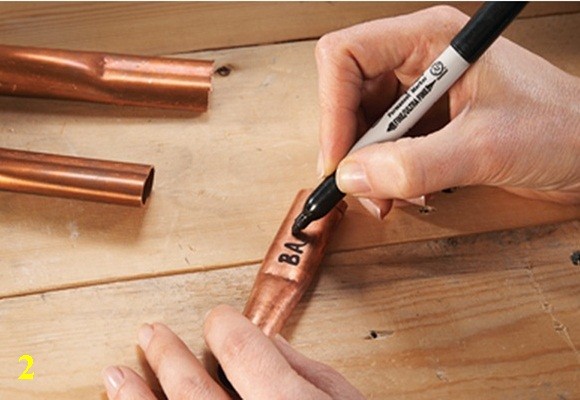 Marcadores de huerta y jardín con tubería de cobre