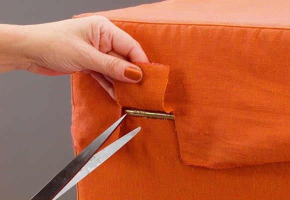 Retapizar un puff y dejarlo como nuevo 5 Retapizar un puff y dejarlo como nuevo