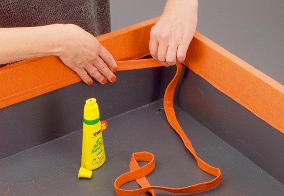 Retapizar un puff y dejarlo como nuevo 8 Retapizar un puff y dejarlo como nuevo