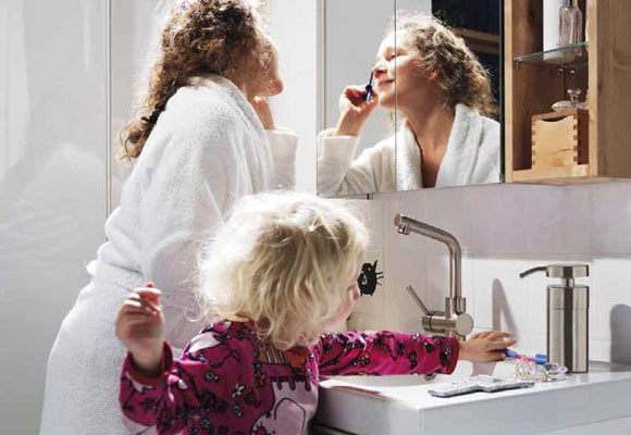 La encimera del lavabo