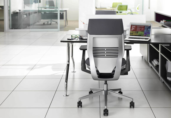 Gesture, la silla que se adapta a las nuevas tecnologías