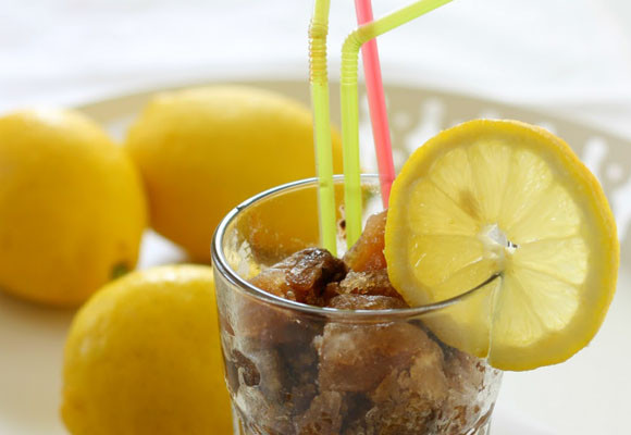 Granizado de café, limón y cardamomo