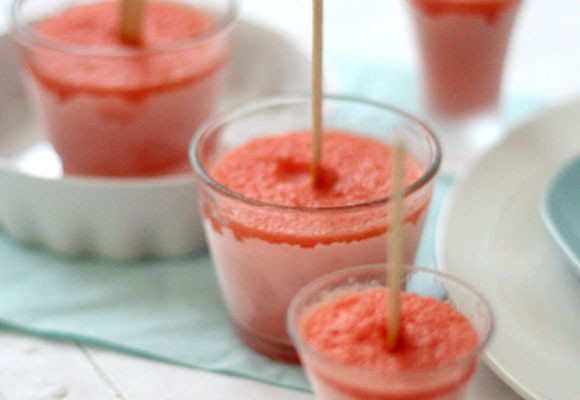 Polos de sandía y vodka