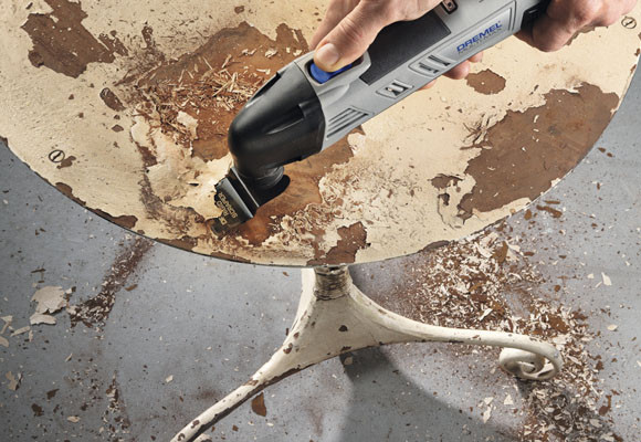 Volver a pintar los muebles del jardín