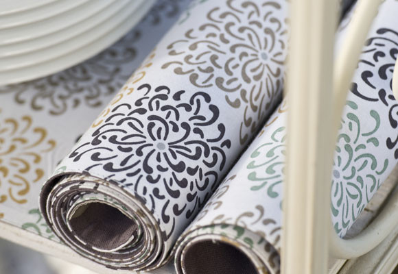 Manteles neutros para vestir tu mesa