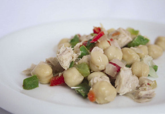 Ensalada de garbanzos con atún