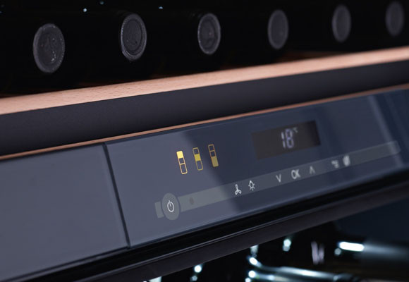 Acondicionador de vino, de Miele 6 vinoteca_5.jpg