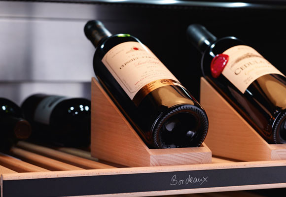 Acondicionador de vino, de Miele 8 vinoteca_8.jpg