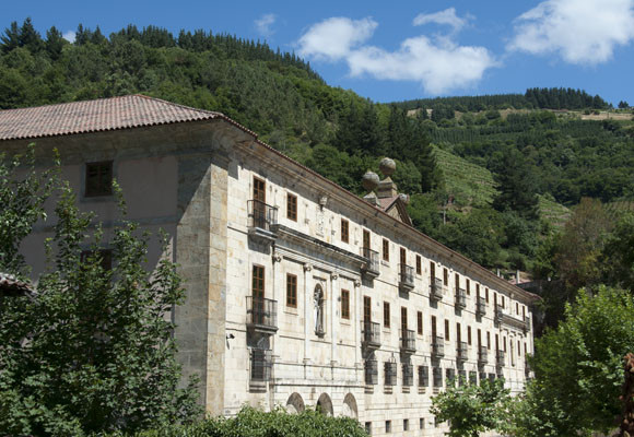 PARADOR DE CORIAS
