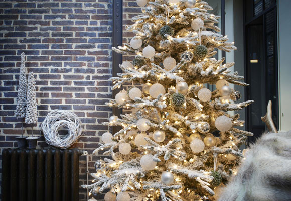 Una cálida mesa de Navidad