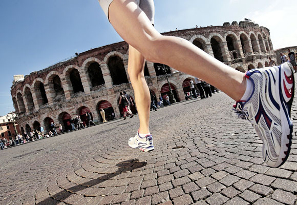 UNA CARRERA SOLIDARIA