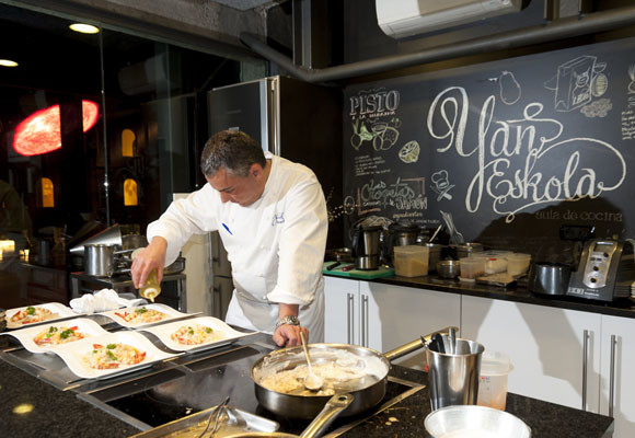 Aprende a cocinar con Ricardo Pérez, en Yandiola