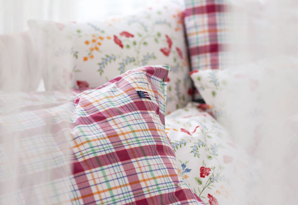 Un vaporoso y luminoso dormitorio