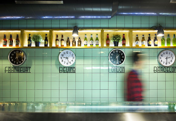 Frankfurt Station 9 frankfurt_station_3.jpg