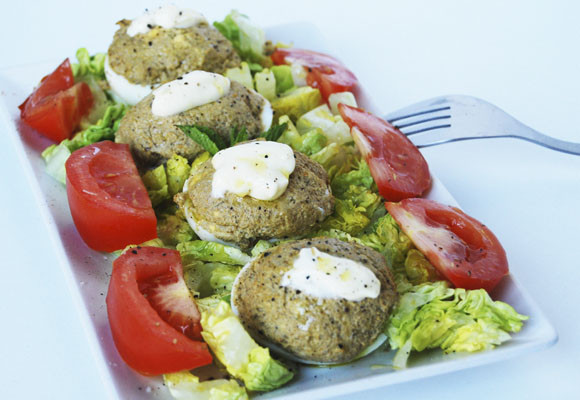 Huevos rellenos de mejillones