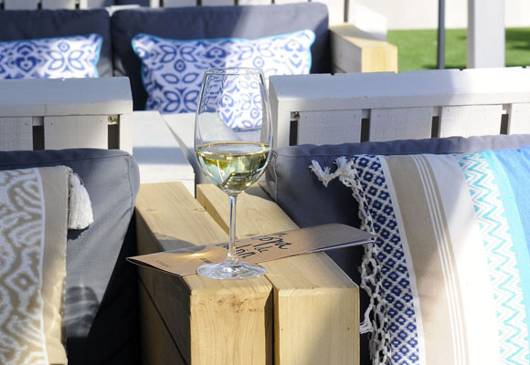 En Copa de balón. La terraza. 