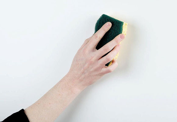 Consejos para la correcta aplicación de vinilos adhesivos 