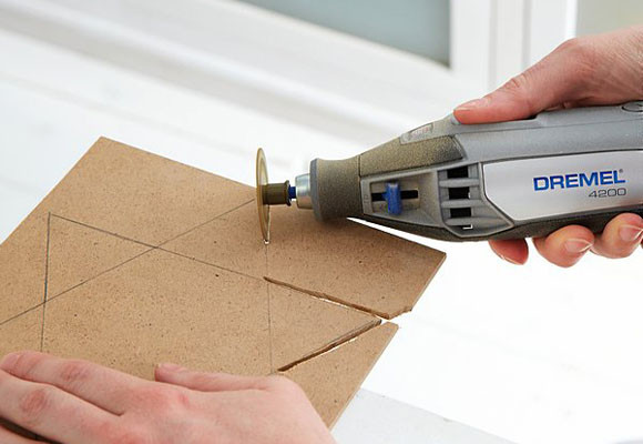 Una corona de ramas, navideña