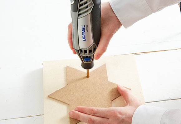 Una corona de ramas, navideña