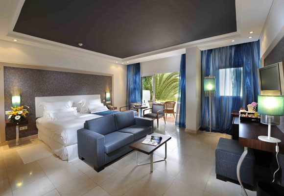 Hotel Jardín Tropical