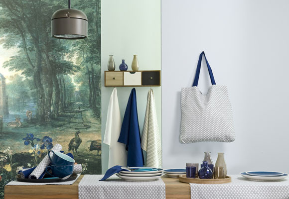 Viste tu mesa de azul