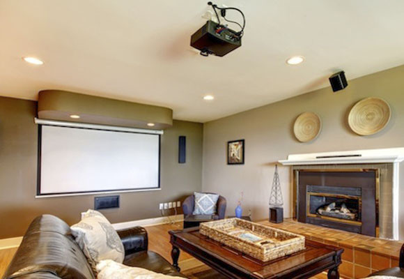 Elige un proyector frente a un televisor