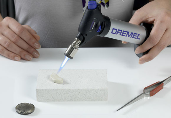 Un collar de piedras