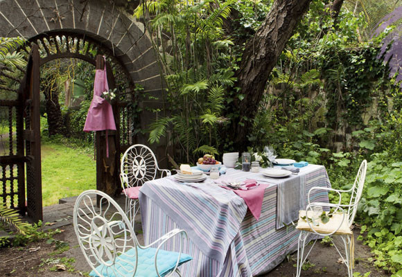Decora el comedor de tu jardín