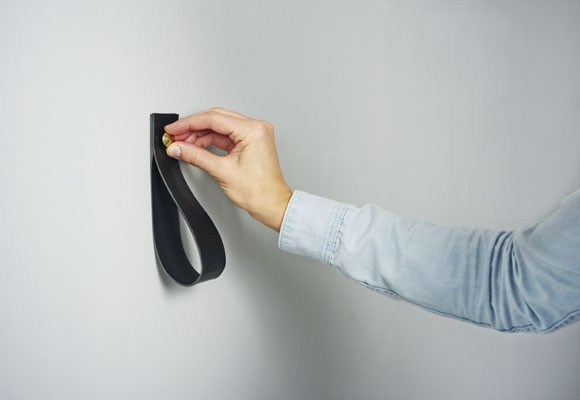 Fabrica un toallero con palos de hockey