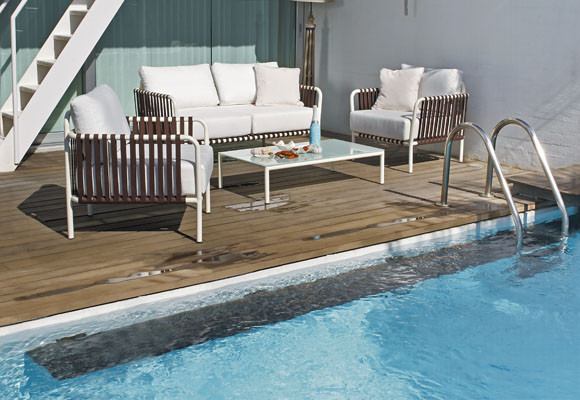 Salones junto a la piscina 7 Salones junto a la piscina