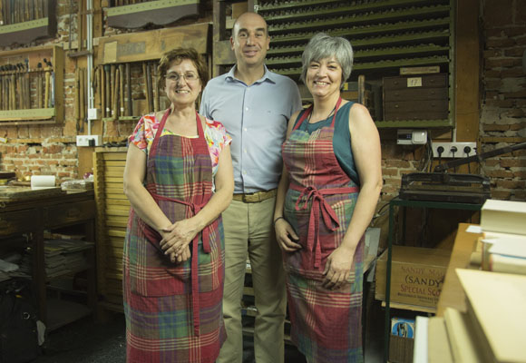 Calero encuadernadora