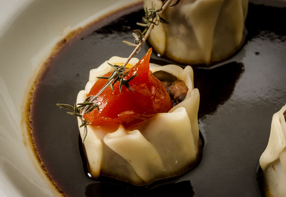 Dim Sum de rabo de toro guisado a la madrileña