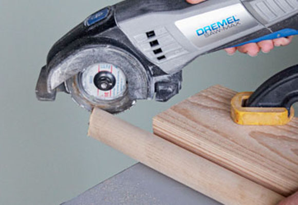 Un juguete de madera para el jardín