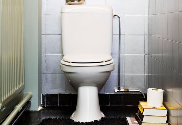 Cómo pintar los azulejos del baño