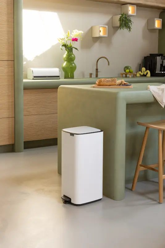 Bo Pedal Bin 30L White 8710755236921 Brabantia 6 NR 49174